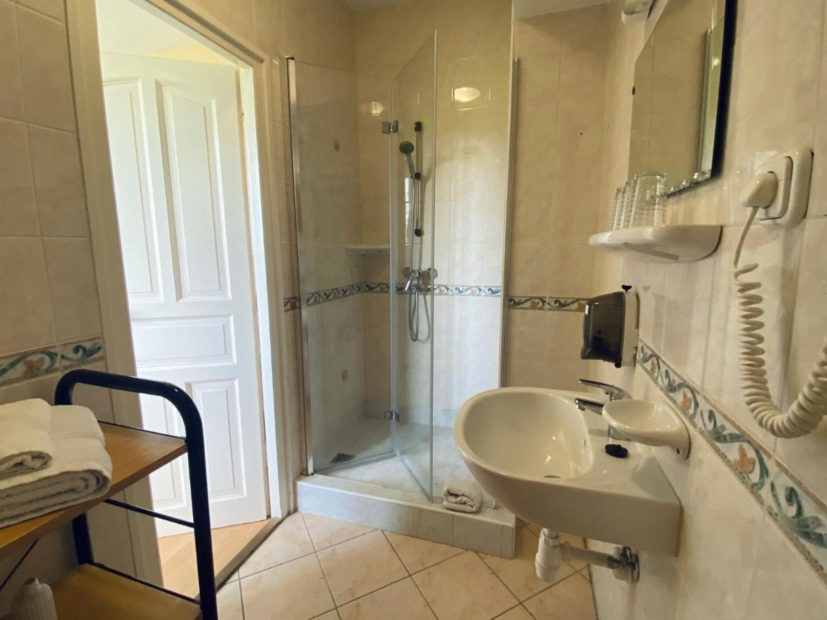 Bed & Breakfast Zoeldhaz Panzio
